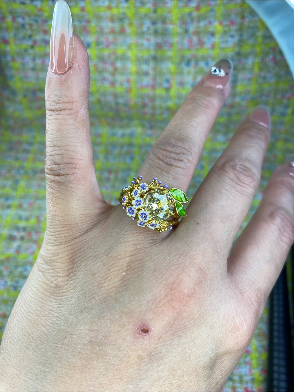 A great Moissanite diamond Gold Floral Cluster Ring with Green Leaf size 8 1/2